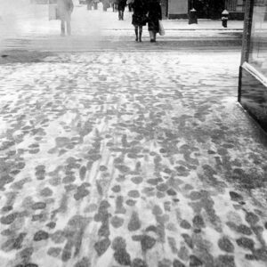 Jerry Schatzberg (0) Footsteps in the Snow, New York