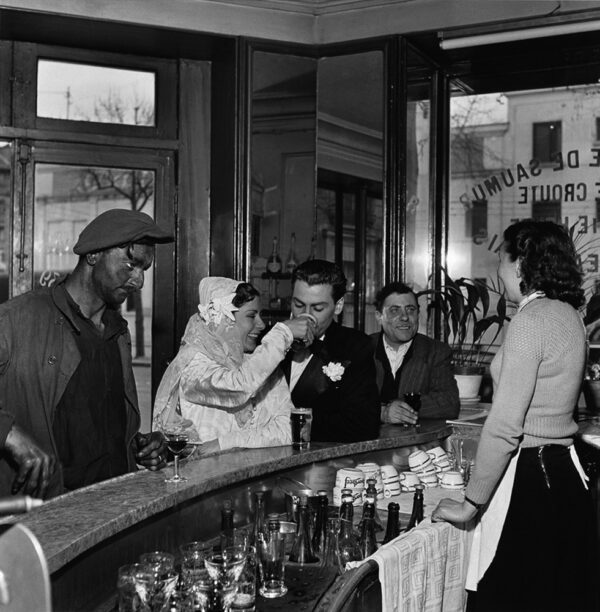 Robert Doisneau, Cafe Noir et Blanc, 1948, Silver gelatin photograph