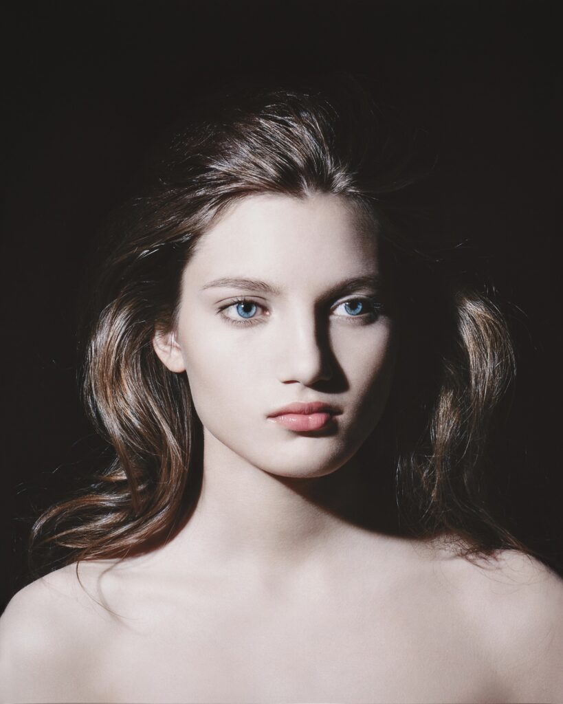 Valerie Belin, Untitled #06010404 (From Models II)