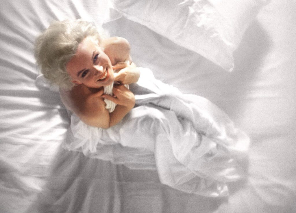 Douglas Kirkland, Marilyn Monroe, Smiling Up