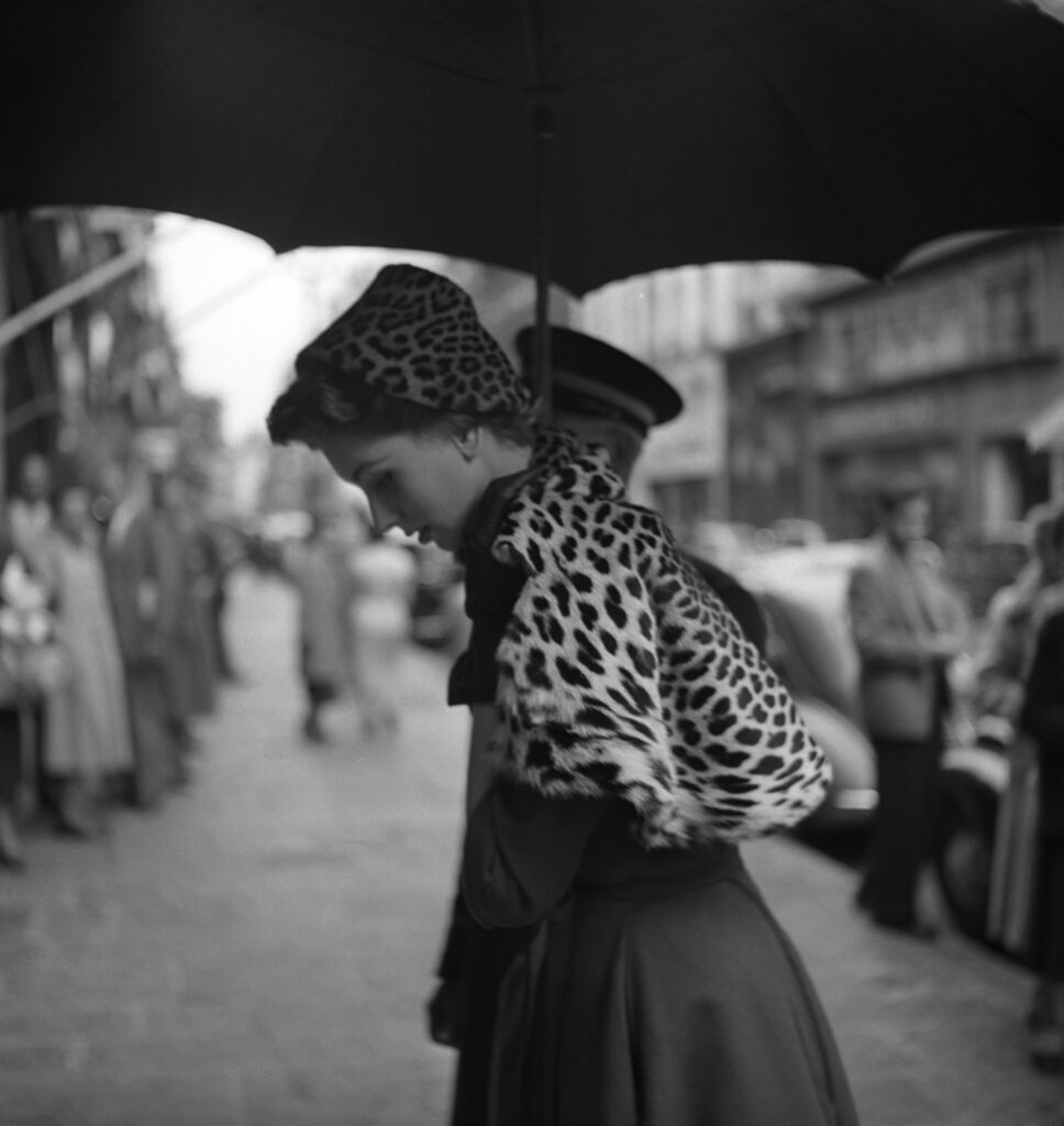 Georges Dambier, Suzy Parker, Etole Leopard, Paris, 1952, Silver gelatin photograph