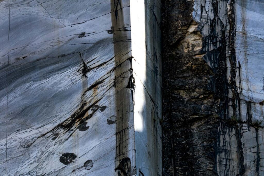 Francesca Piqueras, Inner 4, Italy 2024, Inner Movement, Lightjet Print on Kodak Paper