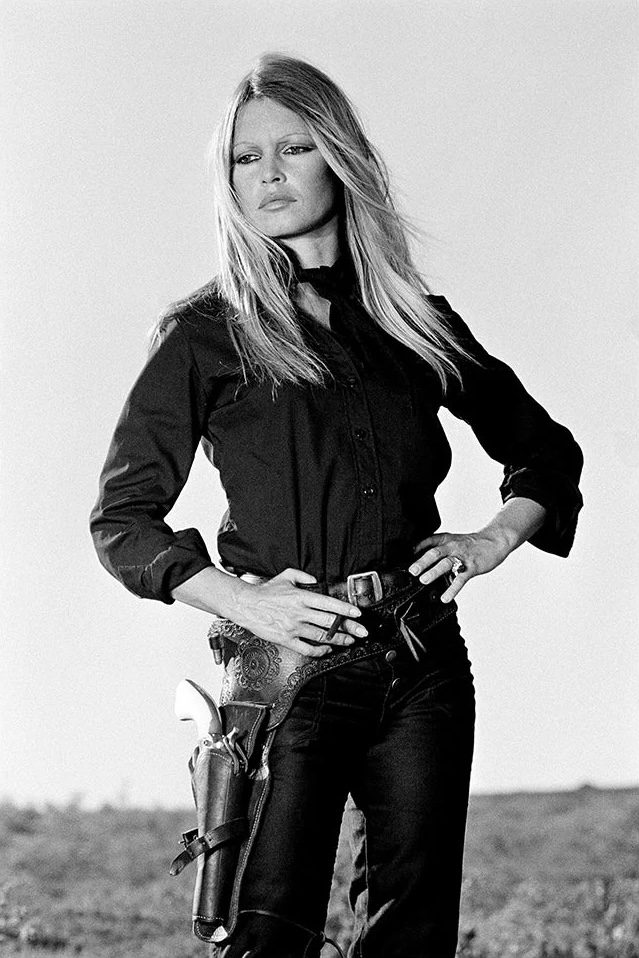 Terry O'Neill, Brigitte Bardot in Les Petroleuses, 1971, Silver gelatin photograph