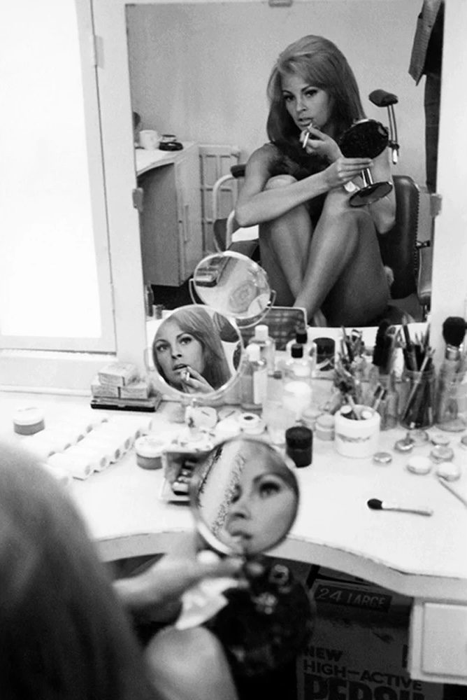 Terry O'Neill, Raquel Welch in hair and makeup, 1966, Silver gelatin photograph