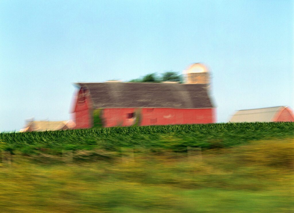Stephen Wilkes, Barn Blur