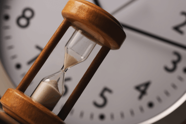 Clocks Fall Back – Model Hours Change