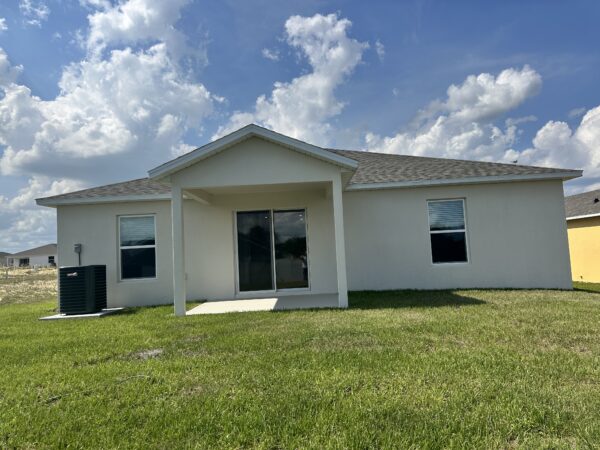 260 Spindlewood Dr Woodand Ranch Holiday Builders
