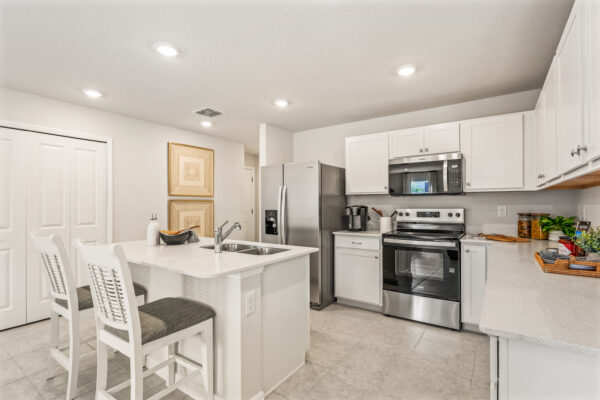 A new holiday builders kitchen