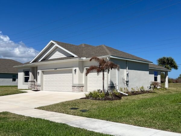 4436 Kelsey Lane Micco Florida - Holiday Builders