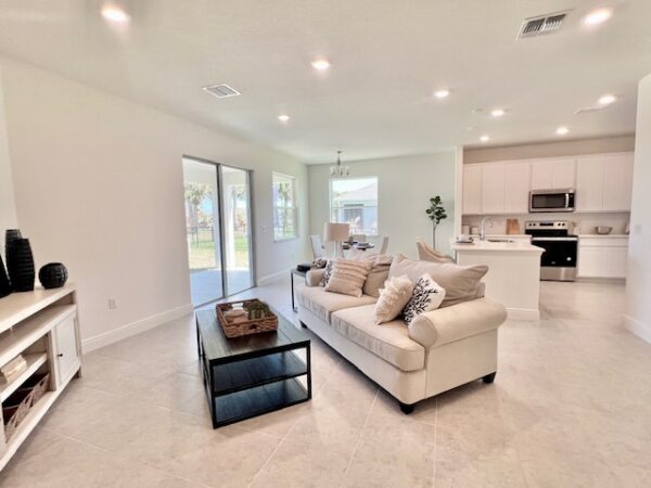 4436 Kelsey Lane Micco Florida - Holiday Builders