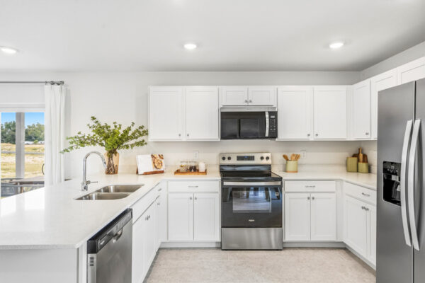 Citrus Ridge Model Home in Lake Wales by Holiday Builders