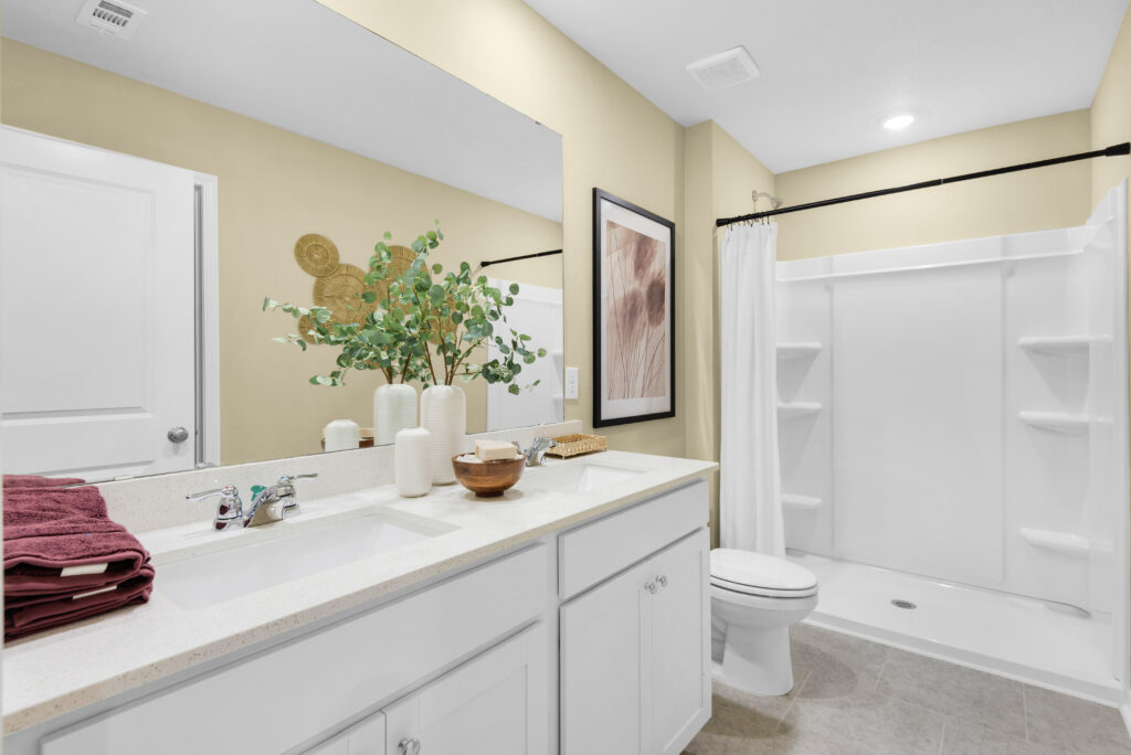 The Owner's Bath in the Grayton floorplan from the Value Collection