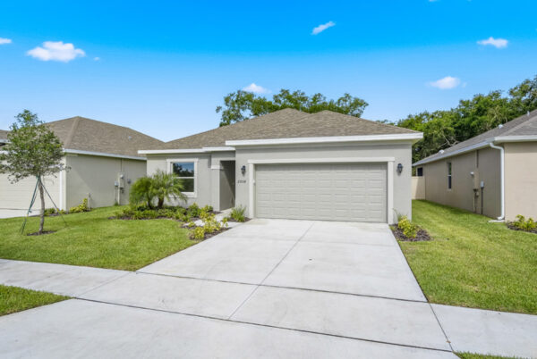The Dania Floorplan by Holiday Builders