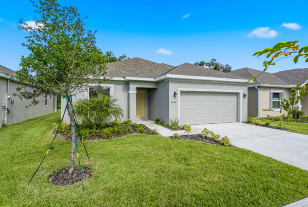 The Dania Floorplan by Holiday Builders