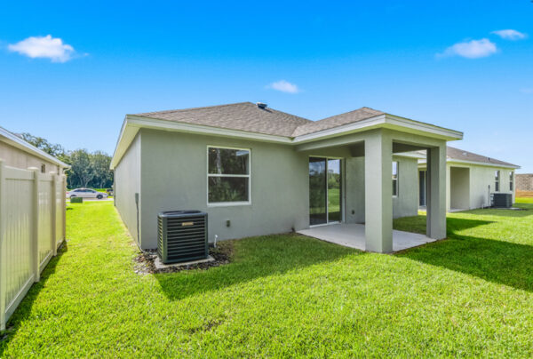 The Dania Floorplan by Holiday Builders