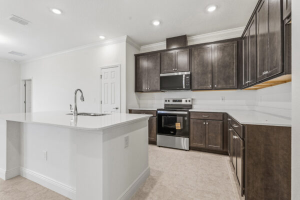 The Dania Floorplan by Holiday Builders