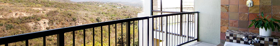 La Roca Guest House