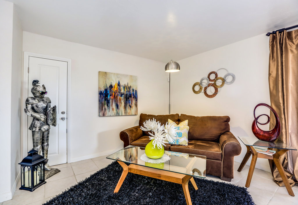 *Biarritz Downtown Condo. Pool., Spa, Tennis, Mountain Views* photo 2
