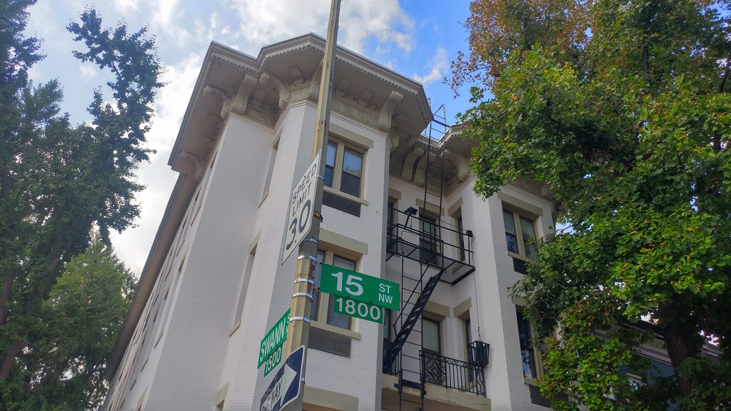 Cozy Hideaway in Ace Location | Heart of Dupont and U Street nightlife photo 2