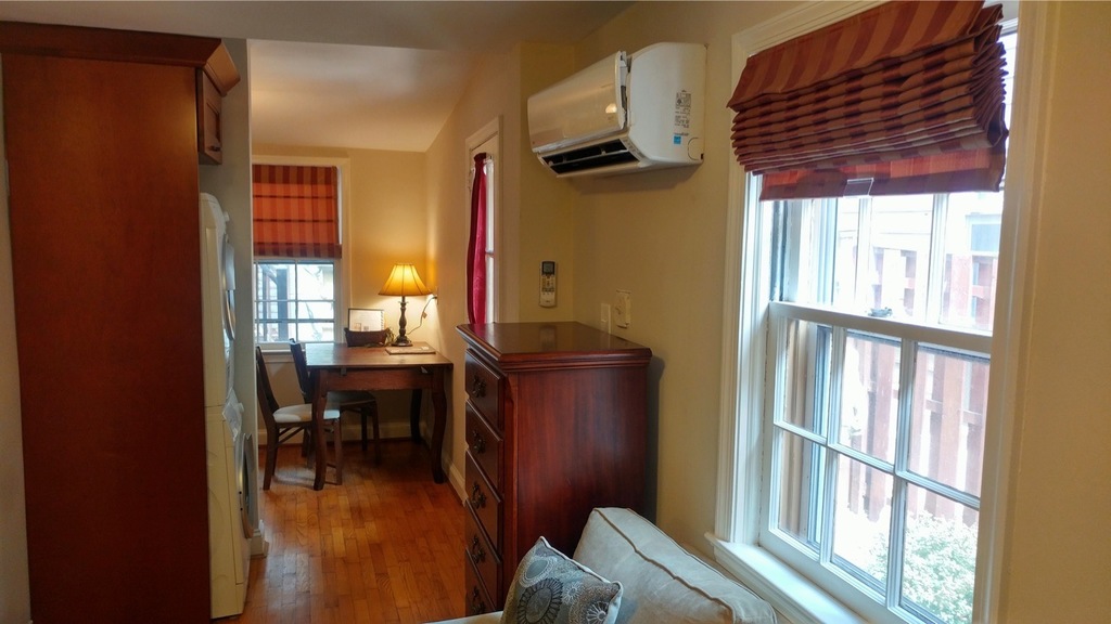 Studio | Cozy Nest With Patio | Washer/Dryer | HUGE PATIO photo 4