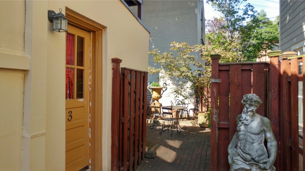 Studio | Cozy Nest With Patio | Washer/Dryer | HUGE PATIO photo 3