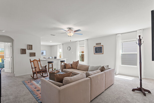Brand New 3BR Home, Sleeps 6, 10 min from downtown photo 5