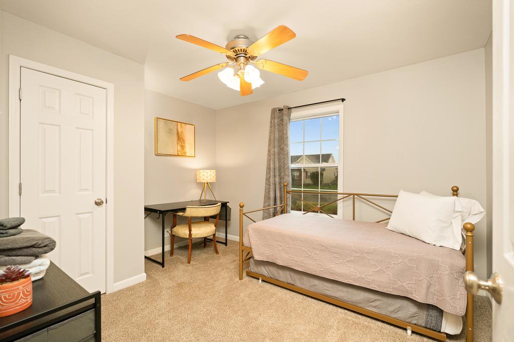 3497 Sandpiper Dr. JPI✩GAME ROOM ✩ Fenced Yard ✩ PET FR photo 4