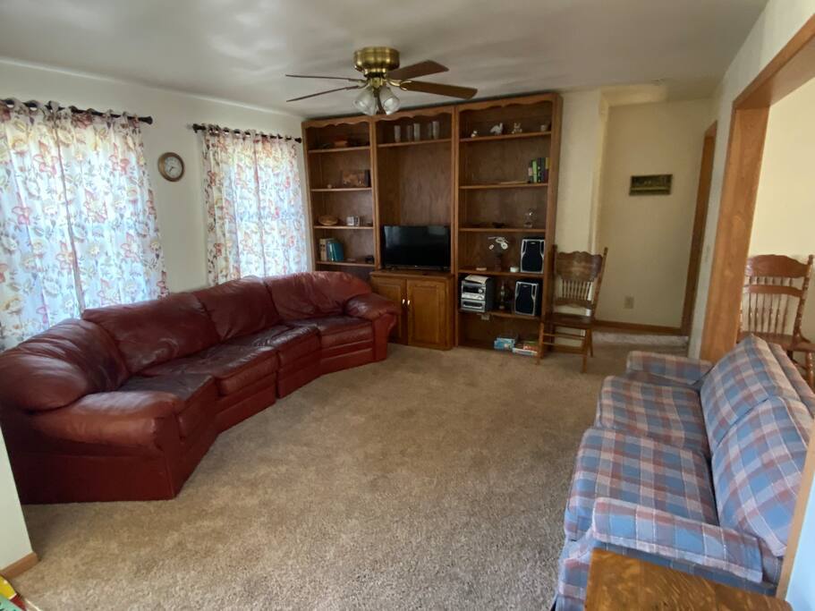 Large Country Home photo 3