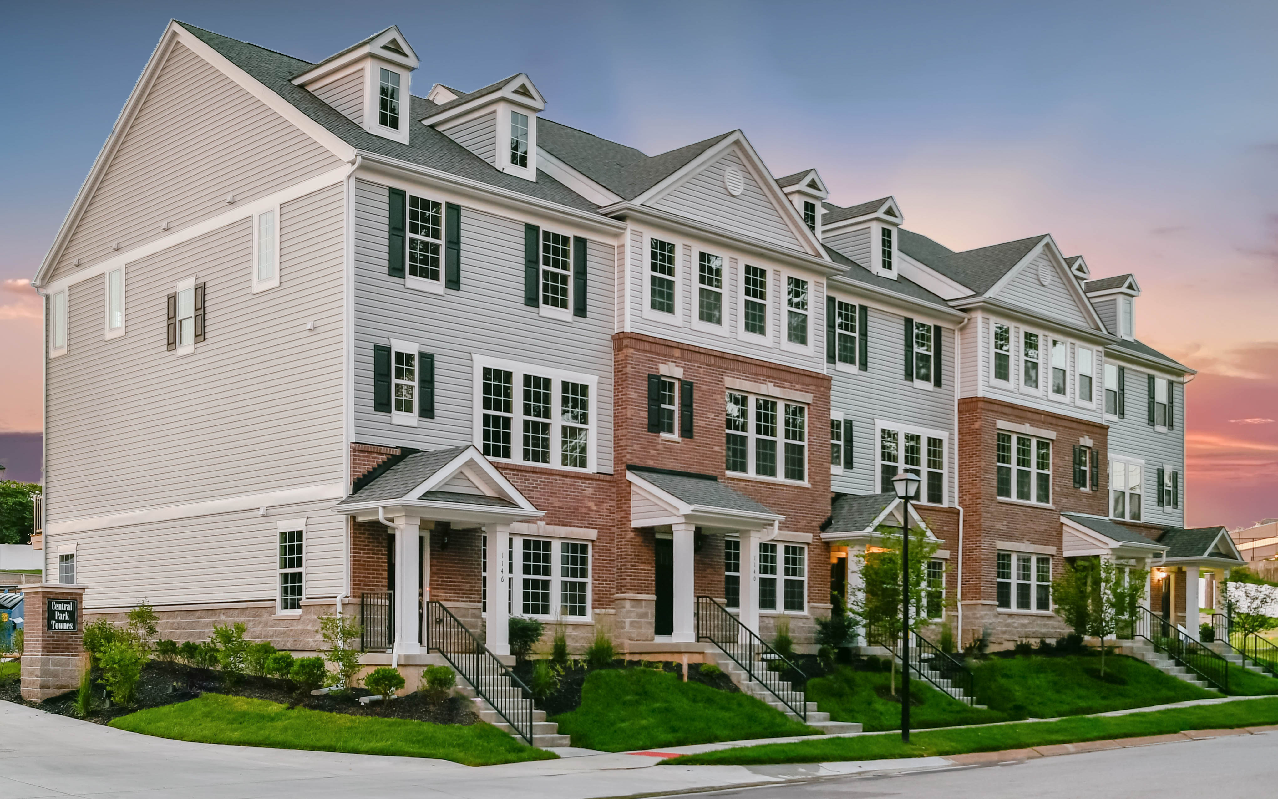 Central Park Townes Twilights Pulte Group (11 of 17) Lombardo Homes