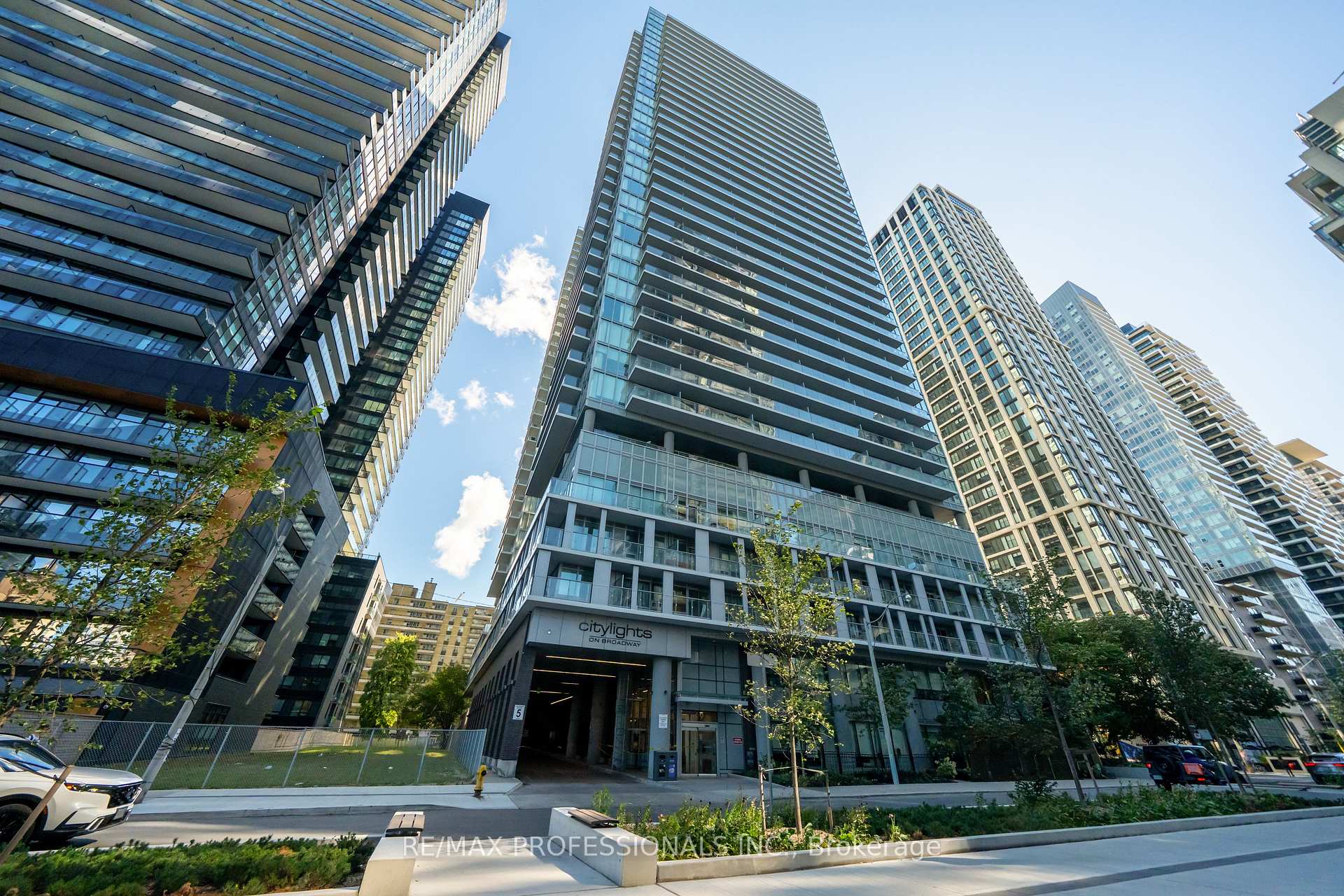2103-99 Broadway Avenue, Toronto