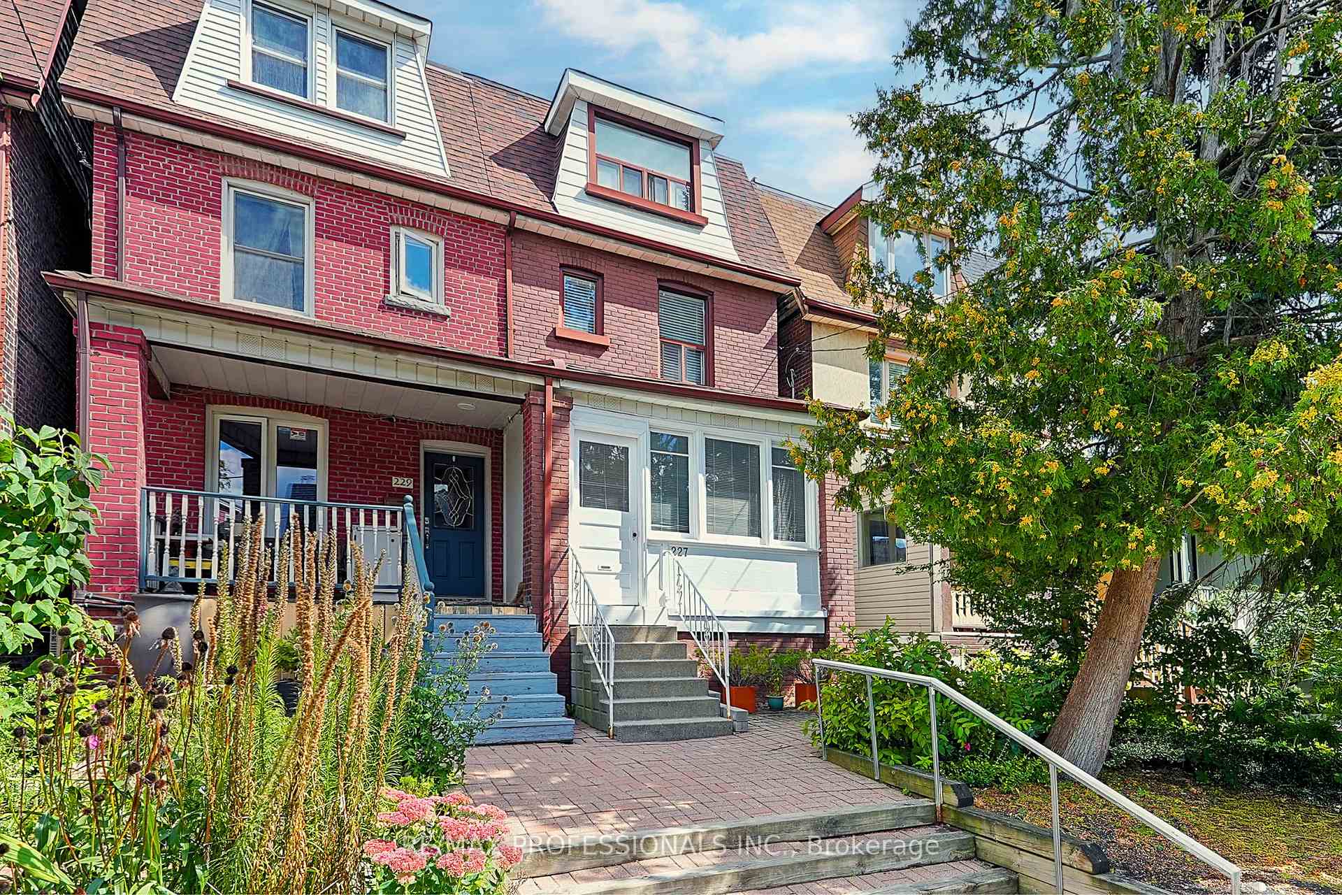 227 Montrose Avenue, Toronto