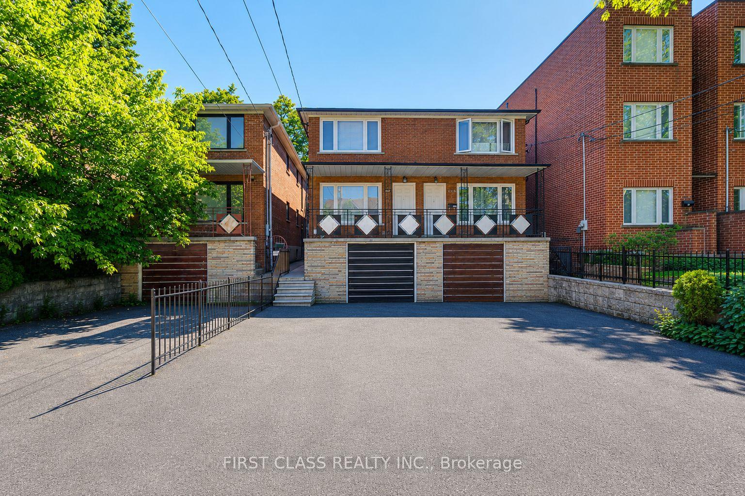 427 Leslie Street, Toronto