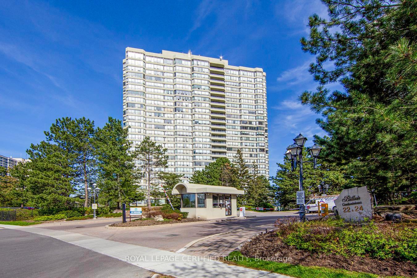 2107-22 Hanover Road, Brampton