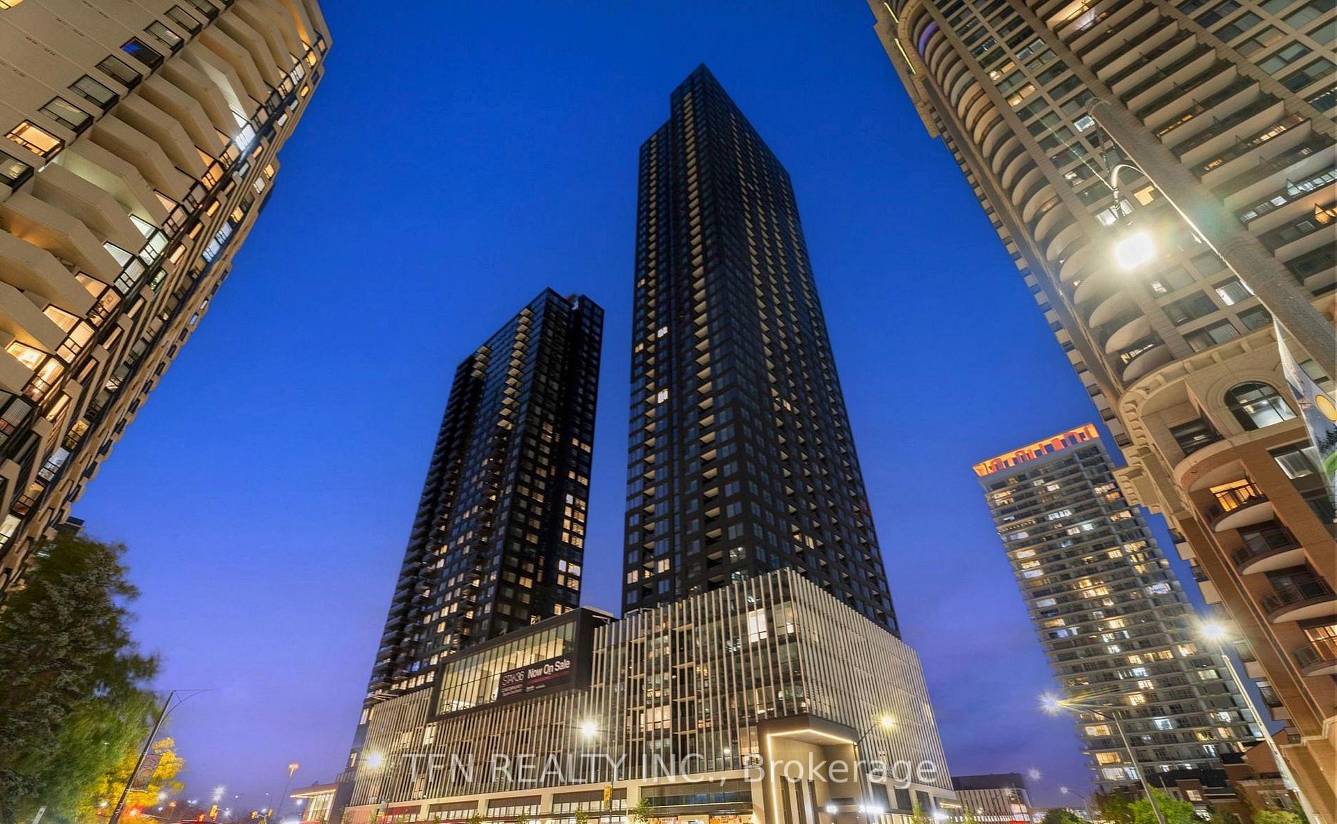 3803-395 Square One Drive, Mississauga