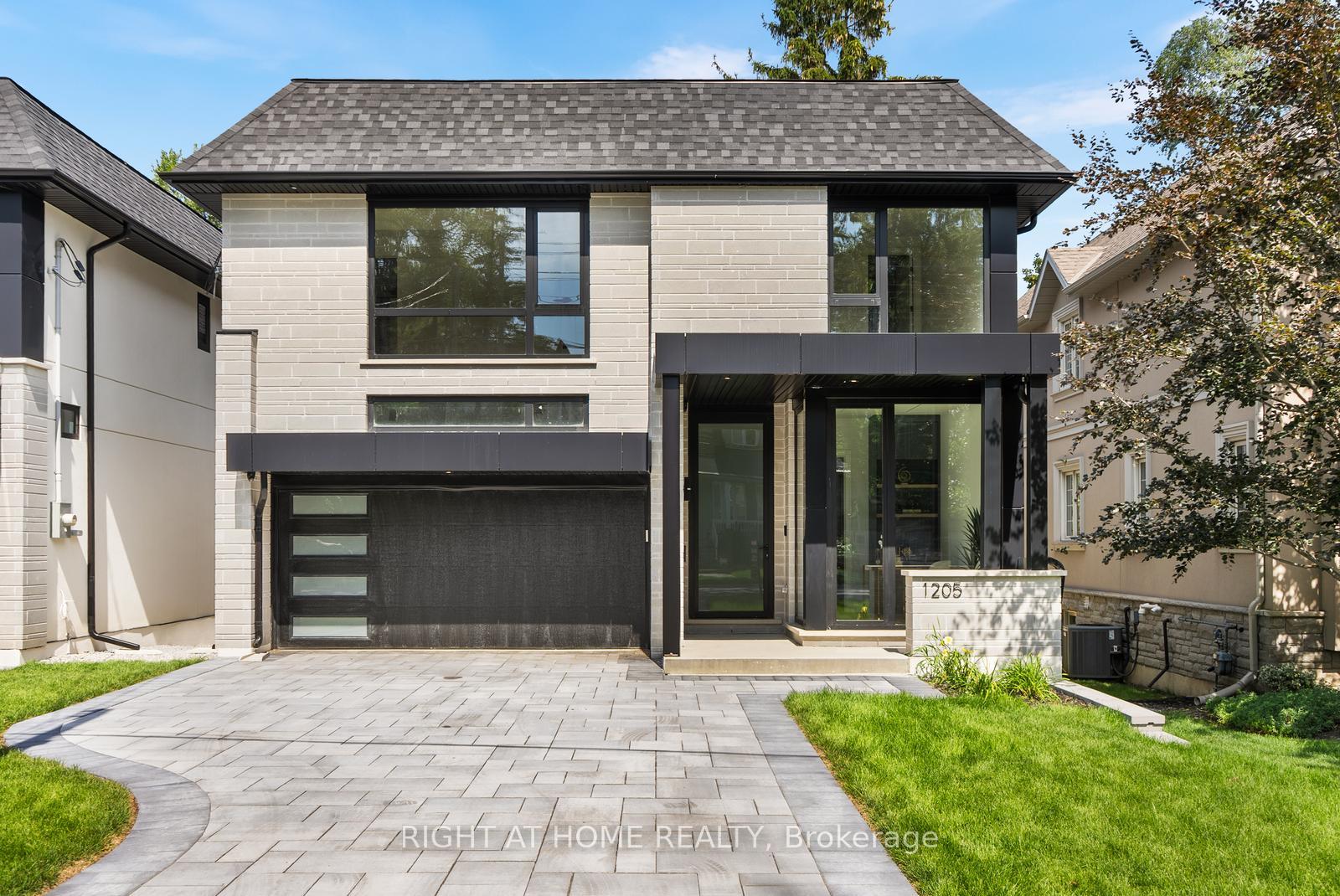 1205 Canterbury Road, Mississauga