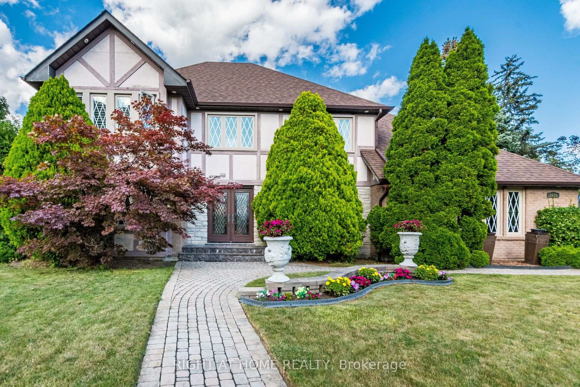 2029 Saint Andrew's Place, Mississauga