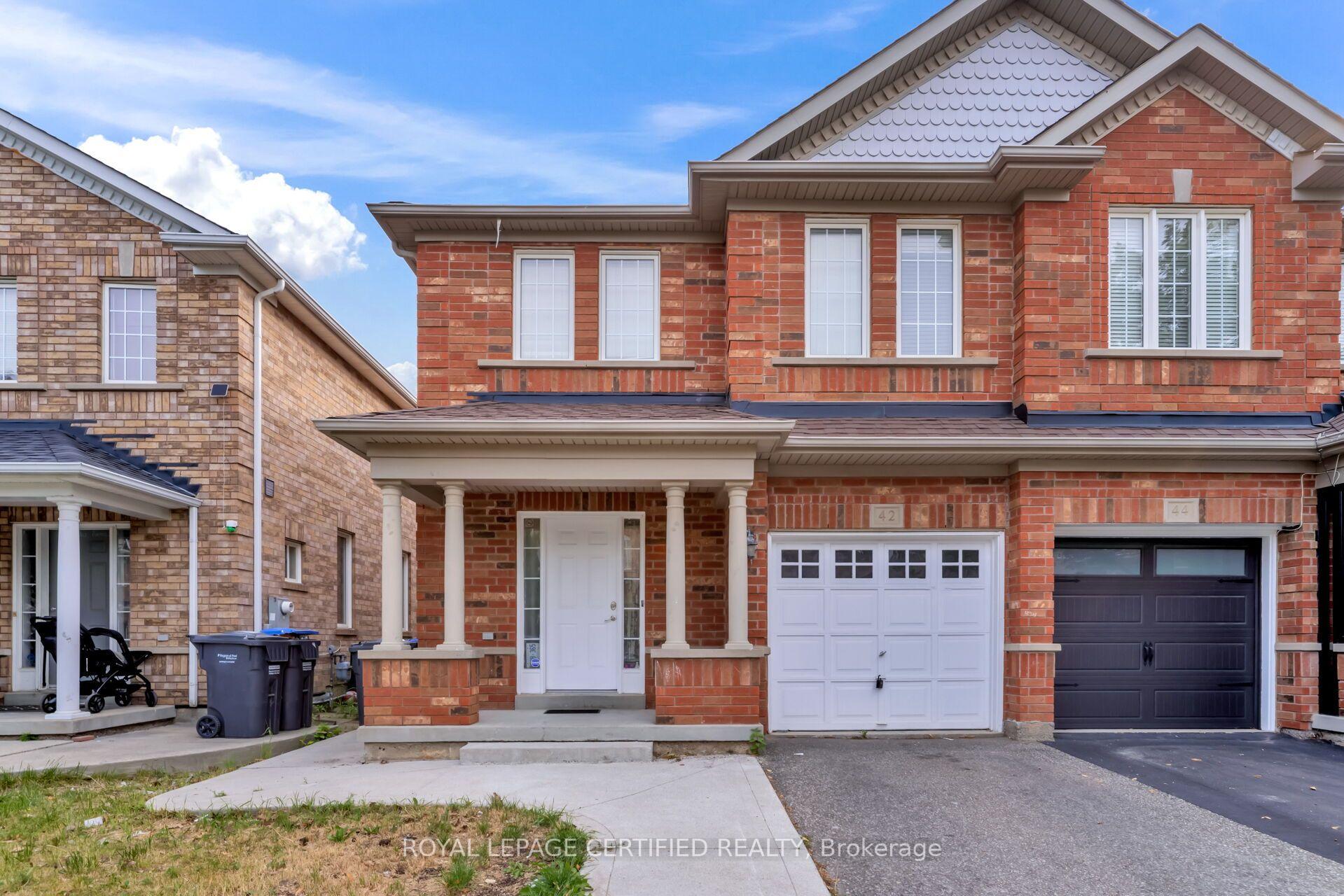 42 Trumpet Valley Boulevard, Brampton