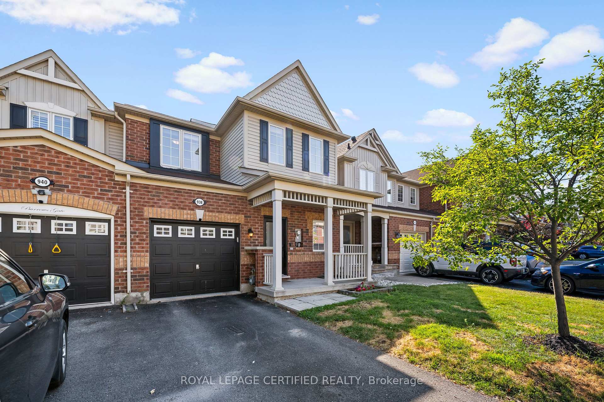 938 Burrows Gate, Milton