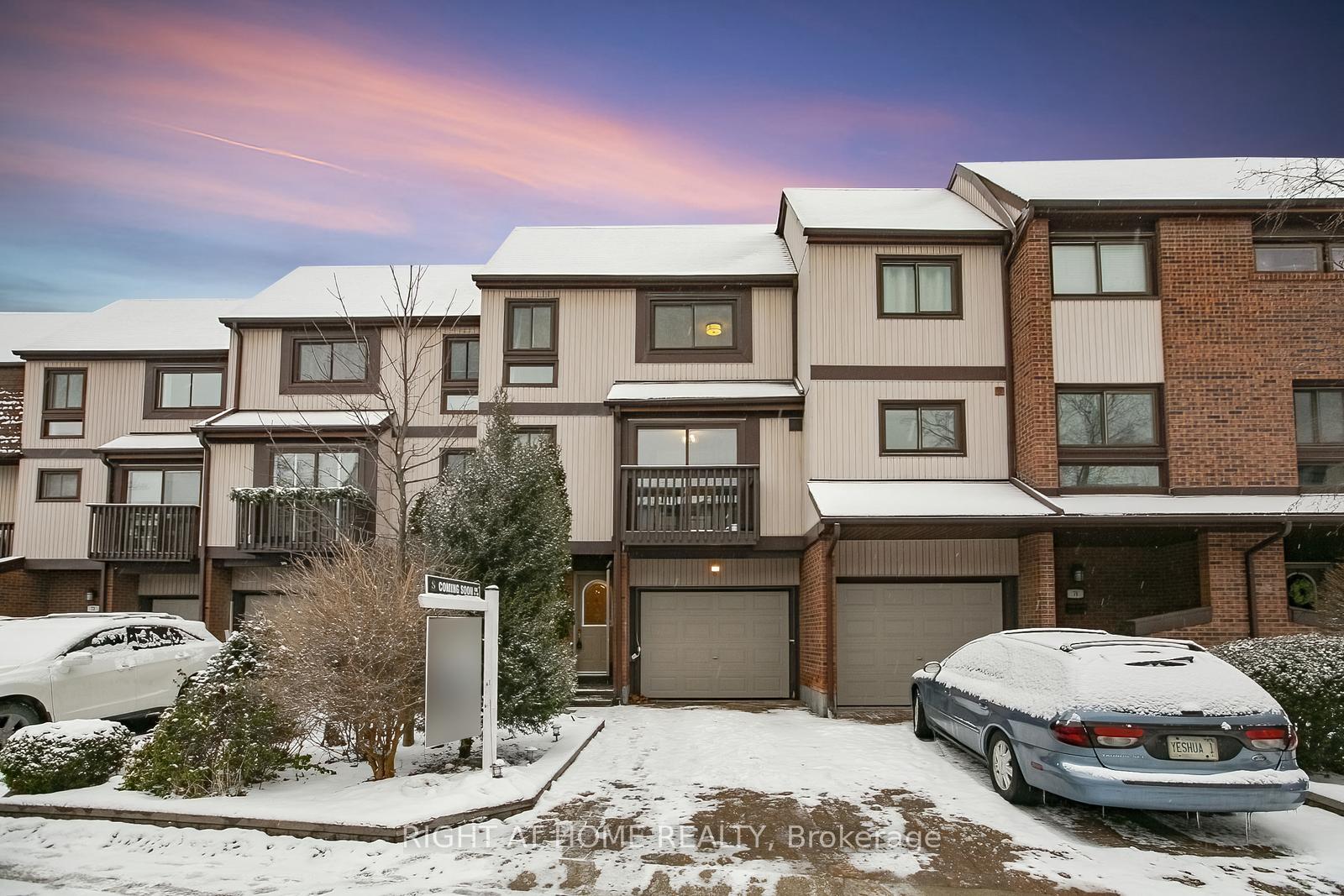 75-1080 Walden Circle, Mississauga