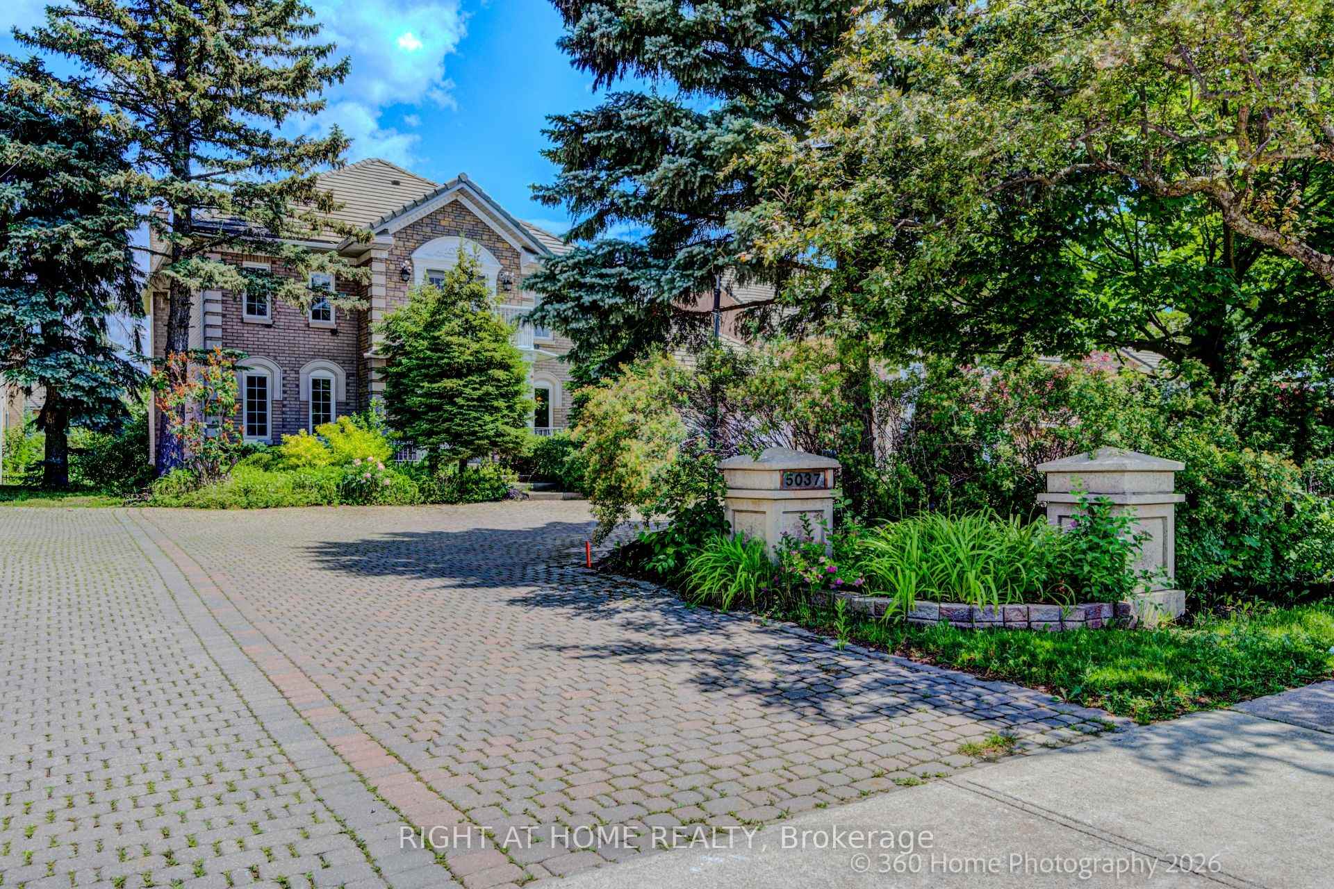 5037 Mississauga Road, Mississauga