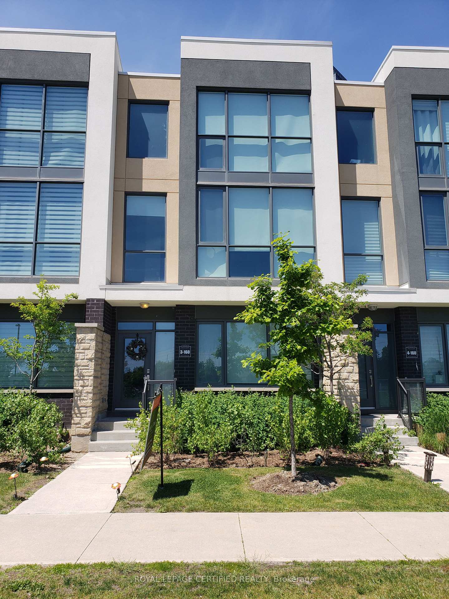3-160 Little Creek Road, Mississauga