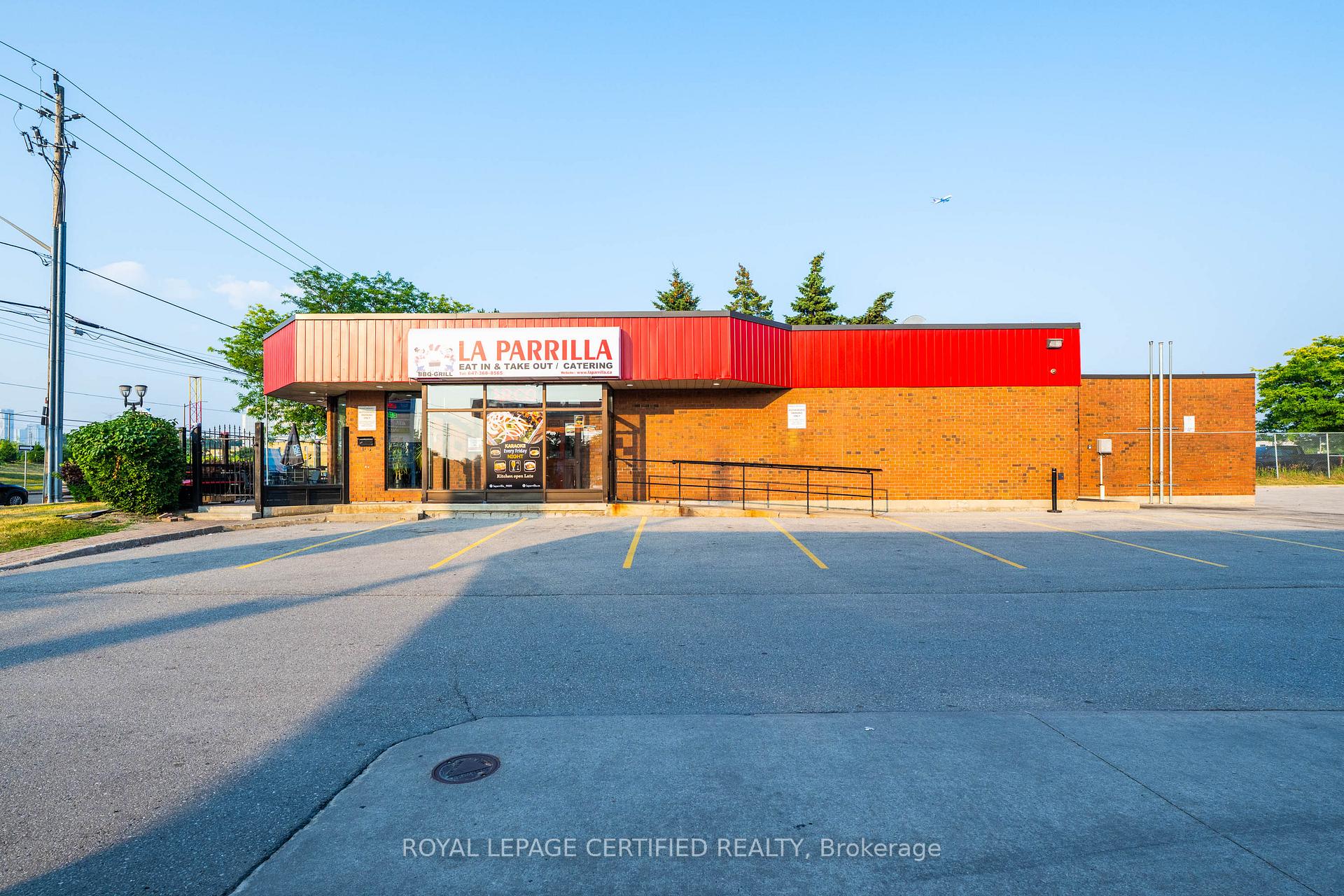 5025 Steeles Avenue W, Toronto
