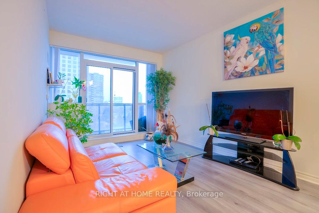 512-349 Rathburn Road W, Mississauga