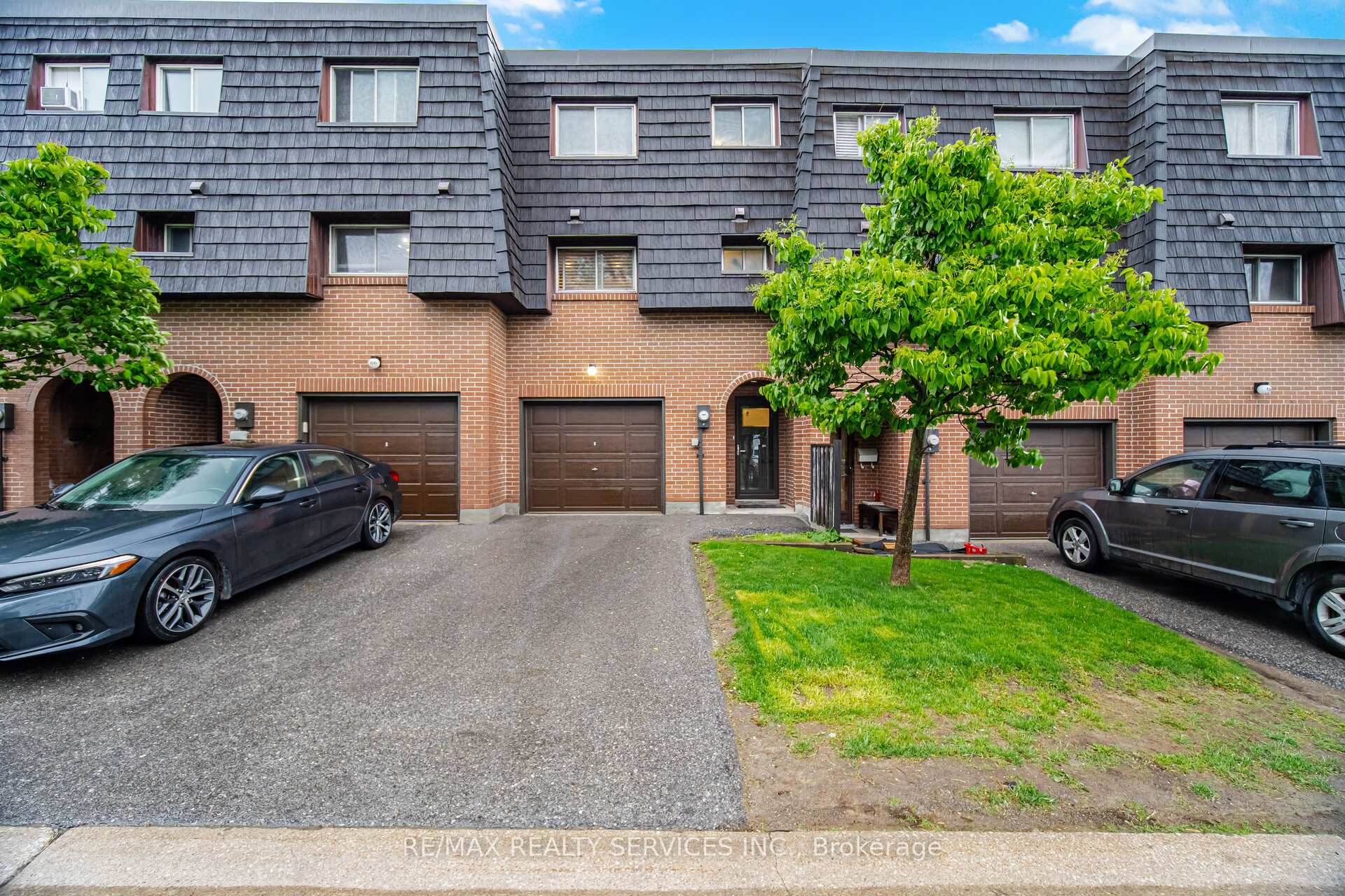 154 Darras Court, Brampton