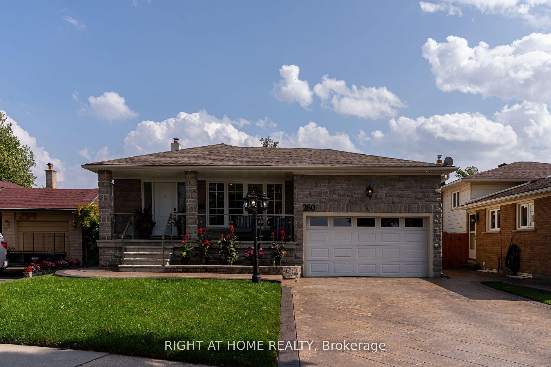 260 Louis Drive, Mississauga