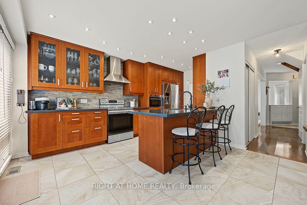 3829 Craighurst Avenue, Mississauga