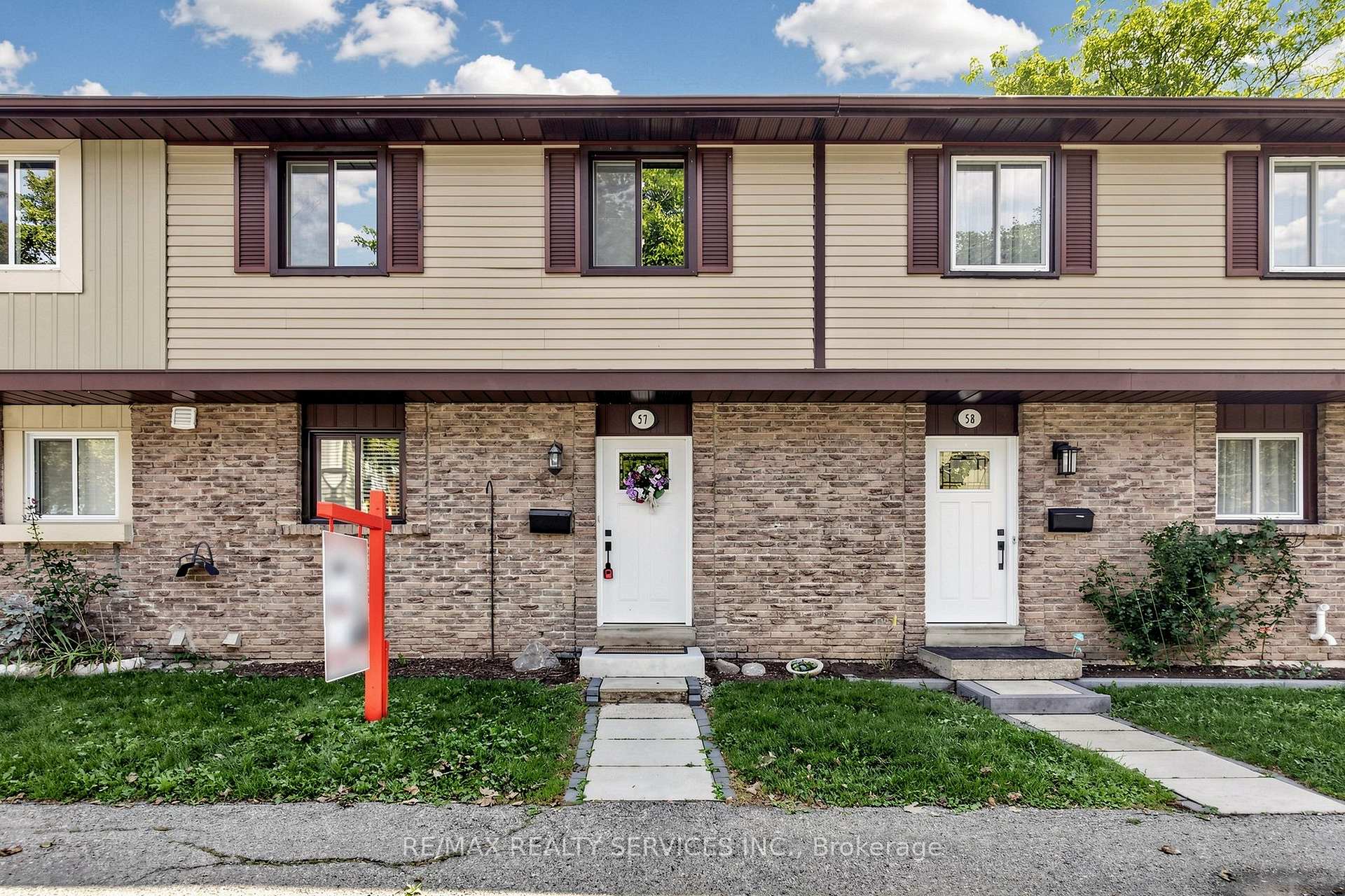 57-93 Hansen Road N, Brampton