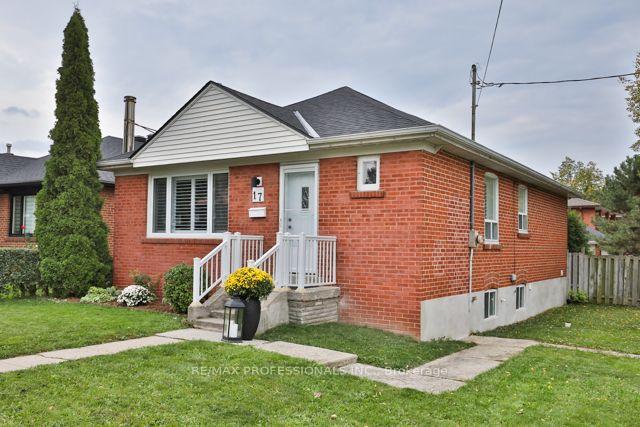 17 Loney Avenue, Toronto