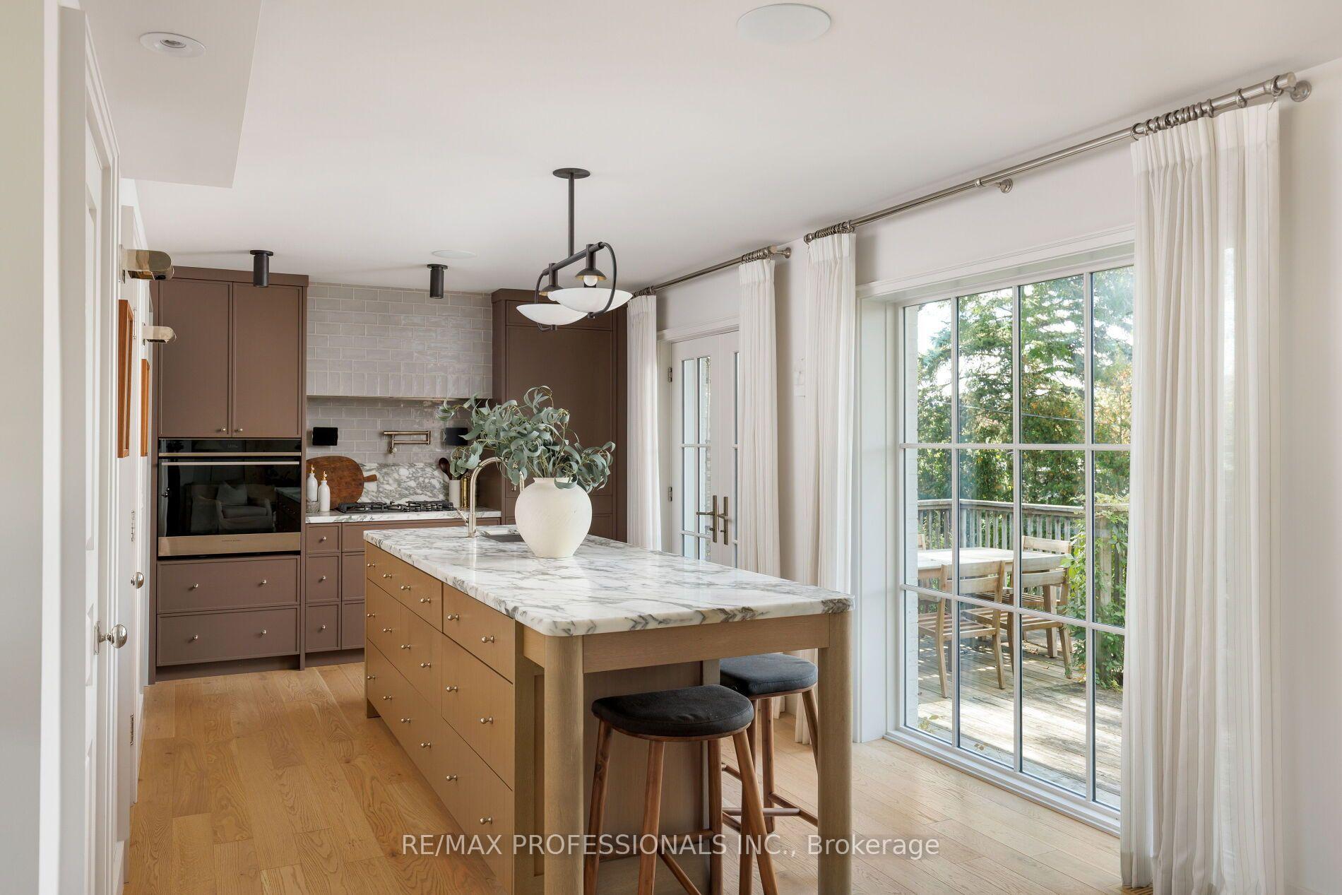 8 Glenn Murray Drive, Toronto