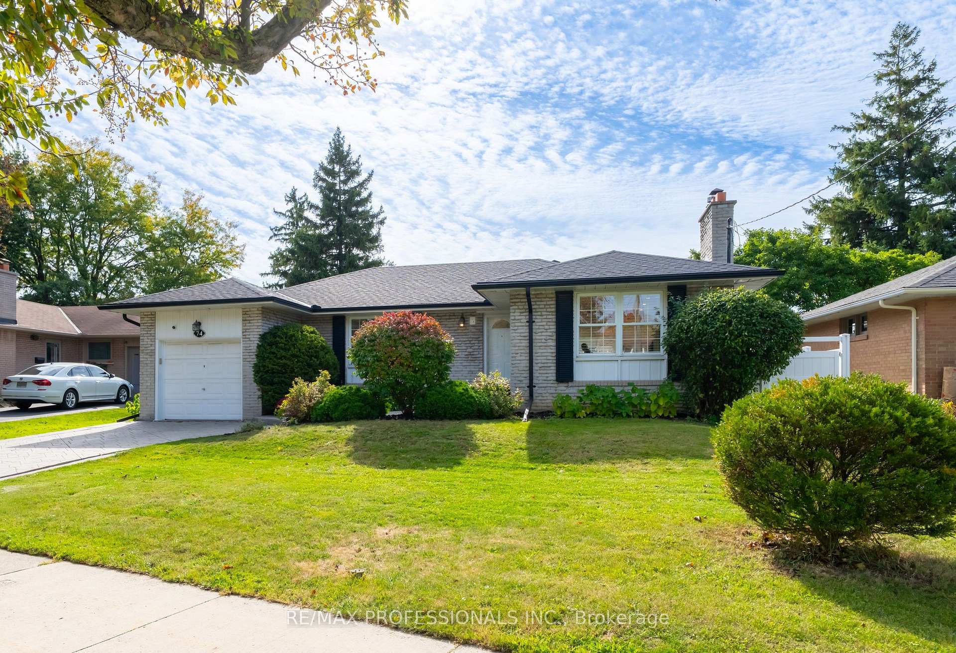 74 Crendon Drive, Toronto